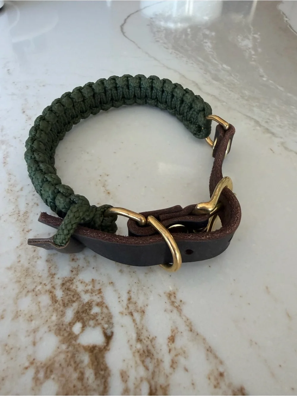 Molly & Stitch Touch of Leather Dog Collar Size M - military and brass